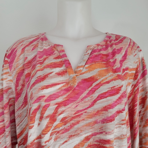 Chico's Vibrant Zebra Split Neck Top Women's 3 16 - Picture 3 of 7